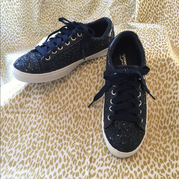 Arozna Cancun Shoes - Navy glitter fish head sneakers
